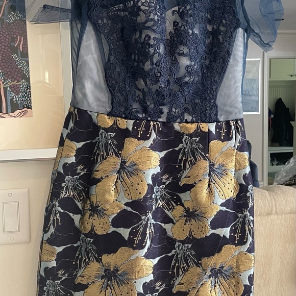 Beautiful navy and gold elegant mini dress - Picture 2 of 4